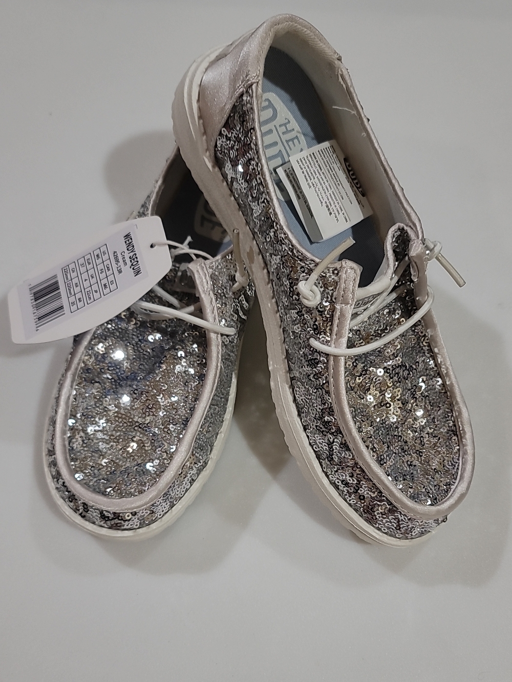 NWT No Box Hey DUDE Glitter Sequin Casual Lace-Up Shoes - Silver US 6, EU 37